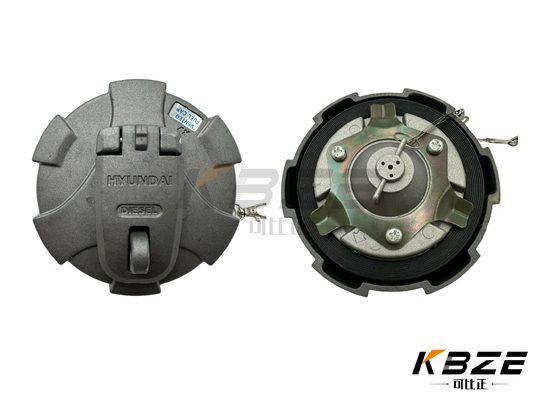 HYUNDAI 32M9-02130 32M902130 tutup tangki bahan bakar / tutup pengisi bahan bakar dengan 2 kunci pengganti untuk excavator R140 R145 R160 R180 R210